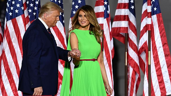 Telediario 1 - Trump pide la reelección desde la Casa Blanca y sin distancia social: "Biden destruirá la grandeza americana"