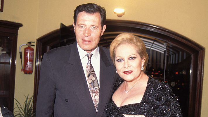 Lazos de sangre - Concha Márquez Piquer y Ramiro Oliveros, los inseparables