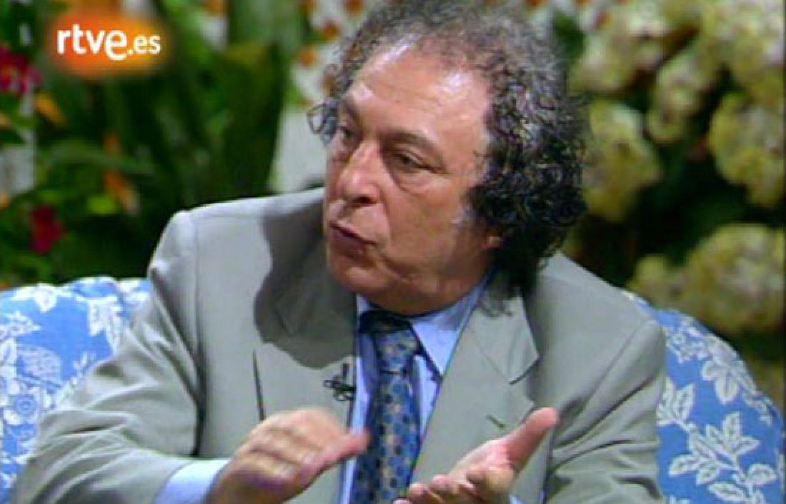 Cine de barrio - Valerio Lazarov presenta "La mujer es un buen negocio" - Cine de barrio | Ver