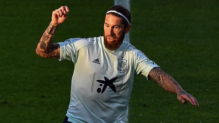 Telediario 1 - Sergio Ramos sigue batiendo récords de partidos con España y mira ahora al de goles de Pasarella