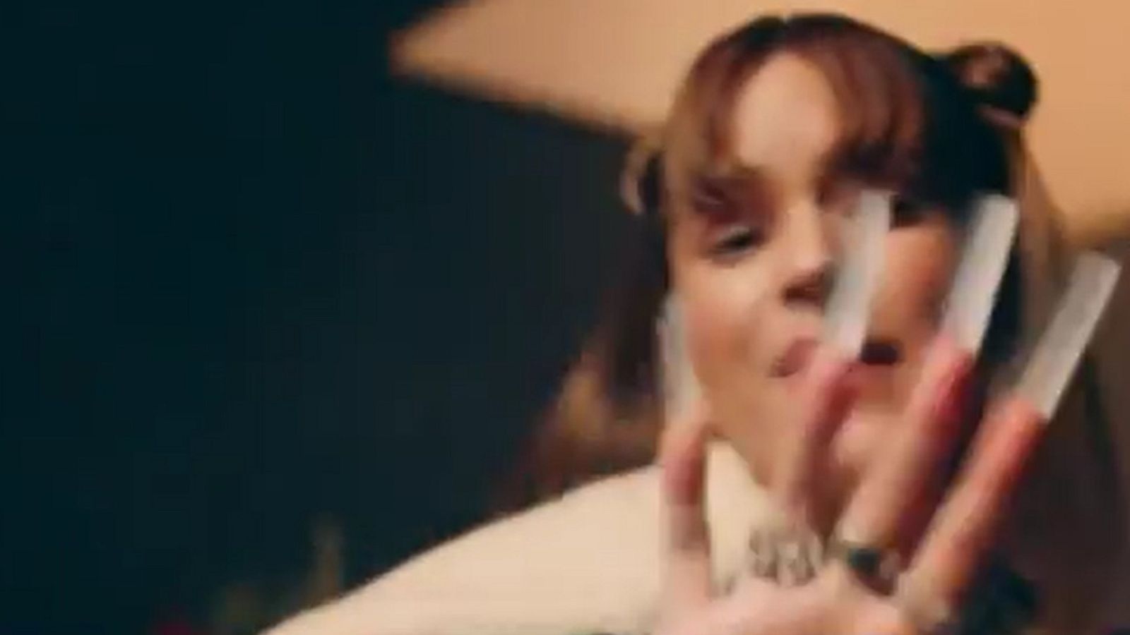 "Relación", el nuevo remix en el que Rosalía colabora con las grandes estrellas del reggaeton | Ver