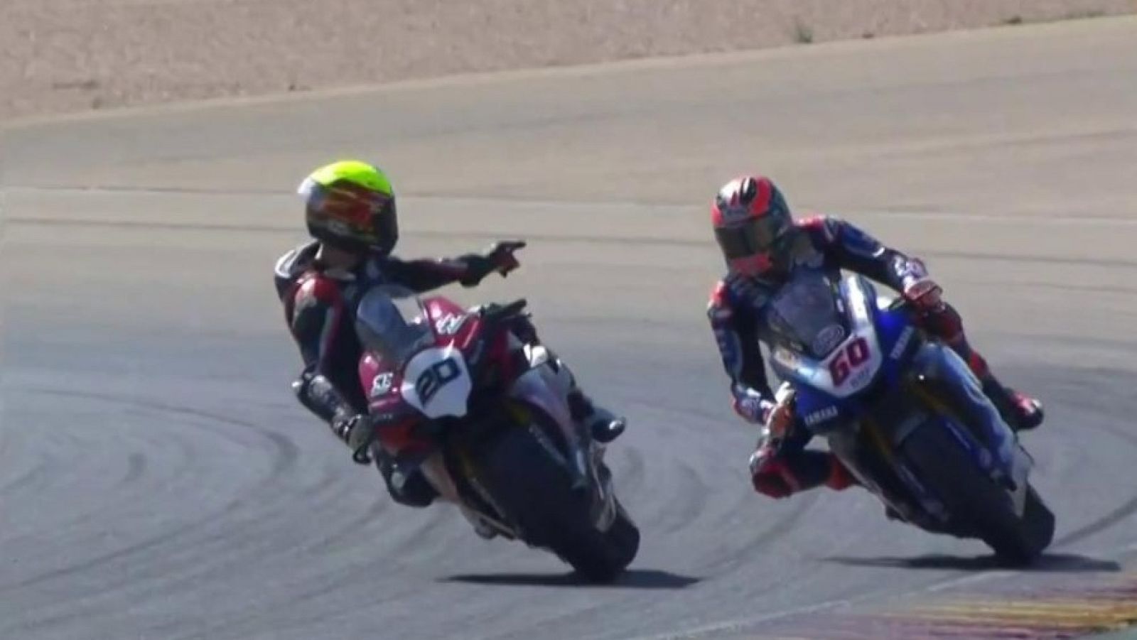 Vídeo: Tremendo pique entre Van der Mark y Barrier en la Superpole