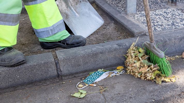Telediario 1 - Mascarillas higiénicas y de tela: ¿cuándo caducan?