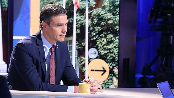 La hora de La 1 - Sánchez: "El nivel de hospitalizaciones, de ingresos y fallecidos son infinitamente inferiores a lo que vivimos en marzo"