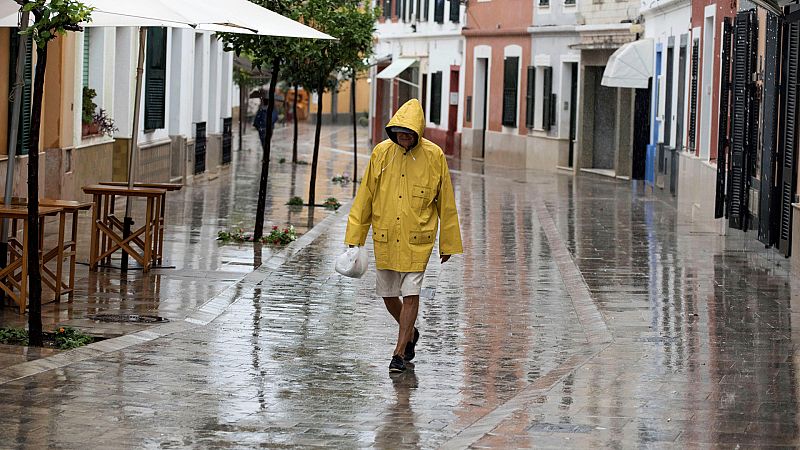 Tormentas localmente fuertes en Baleares - Ver ahora