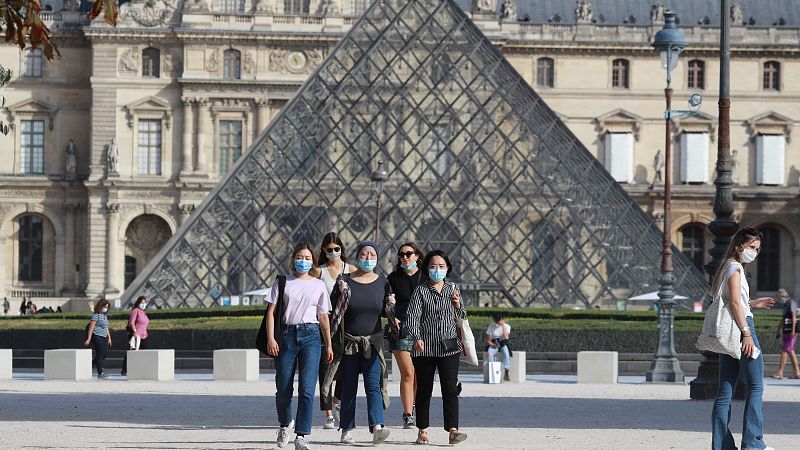 Varios países se están replanteando reducir la duración de las cuarentenas