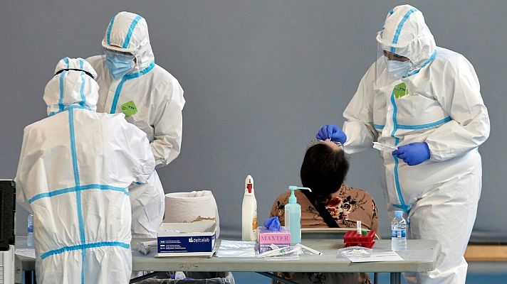 La tarde en 24h - Simón asegura que "la mitad de nuestras provincias están estabilizadas o en fase de descenso"