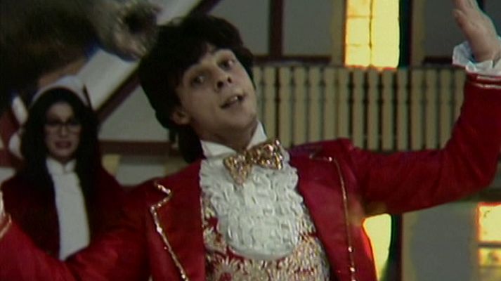 Viaje al centro de la tele - Más que niños