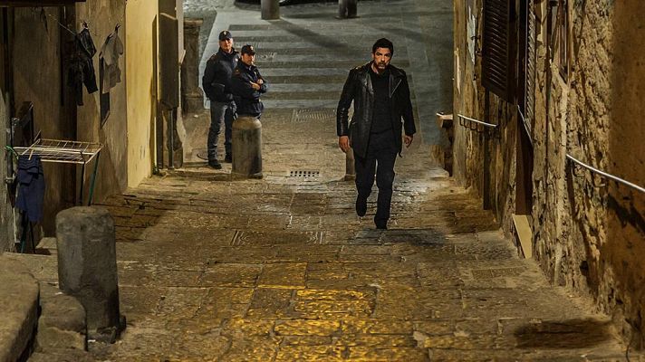 Los bastardos de Pizzofalcone - T2 - Capítulo 7: Bebés