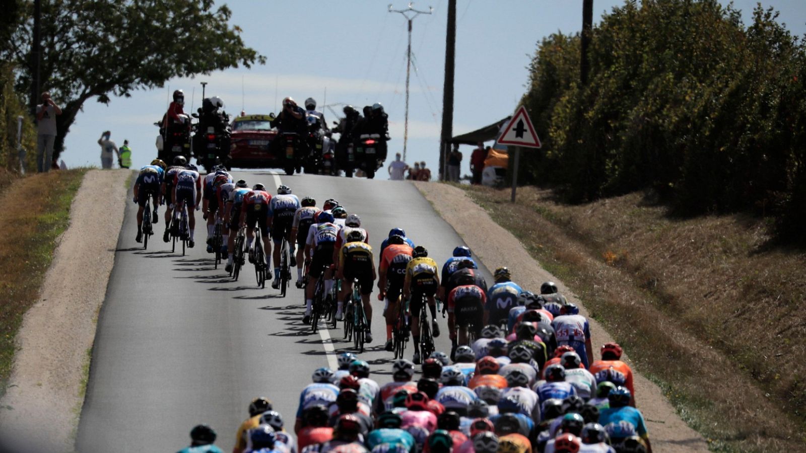 Tour 2020 | Mucha montaña en la etapa 13 del tour | Ver