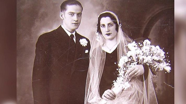 Telediario 1 - Identifican los restos de una víctima de la Guerra Civil gracias a su anillo de bodas