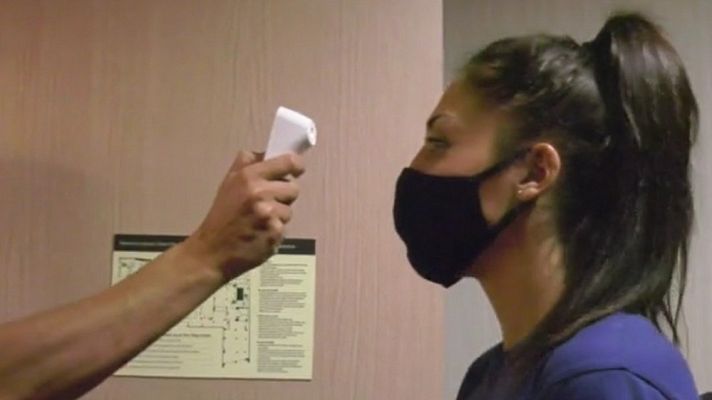 Baloncesto en RTVE - La Supercopa femenina de baloncesto se blinda contra la COVID-19