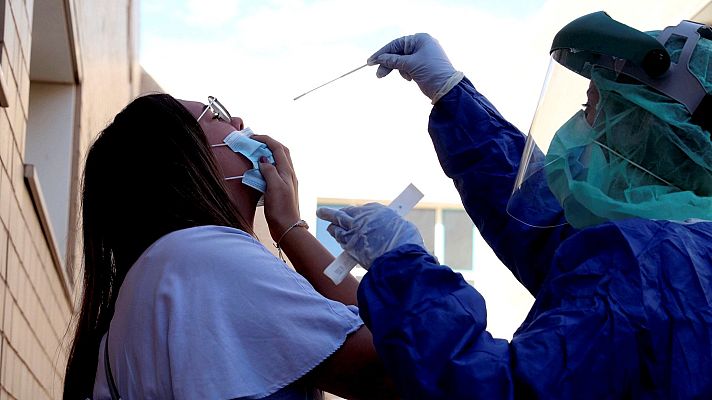 Telediario 1 - Los test de antígenos, una alternativa a las PCR