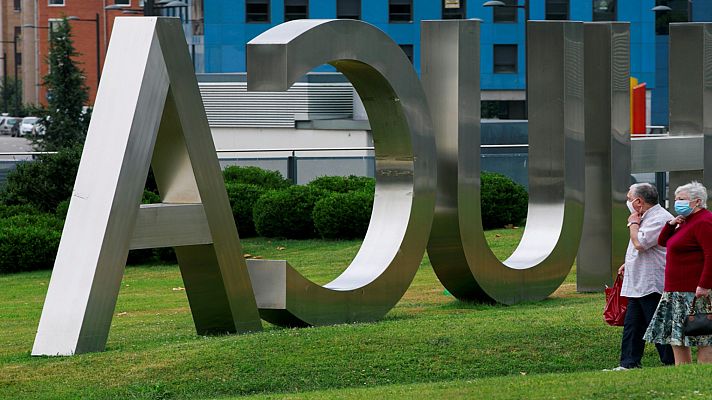 Telediario 1 - Investigan la muerte de una mujer en Oviedo después de ser agredida presuntamente por su pareja