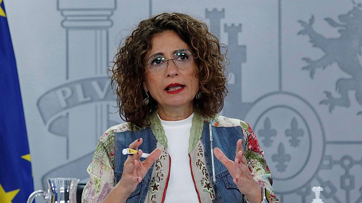 Telediario 1 - Hacienda suspende la regla de gasto para que los ayuntamientos puedan invertir su superávit este año