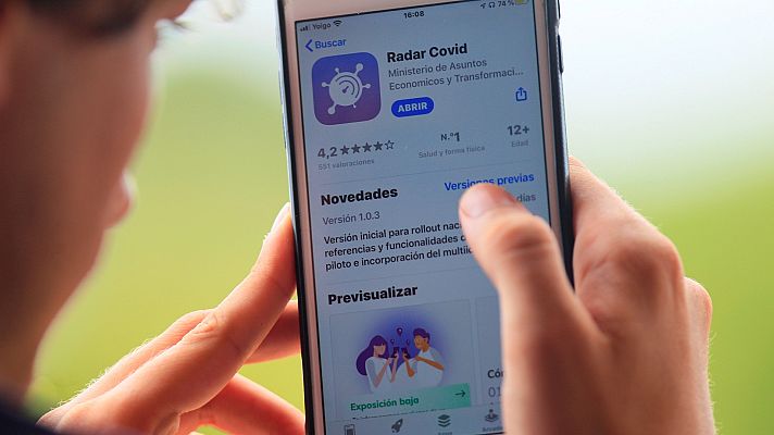 Telediario 1 - La app Radar Covid supera los cuatro millones de descargas en 13 comunidades conectadas