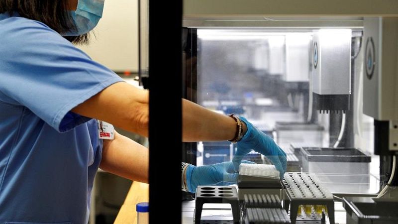 Antivirales y corticoides: los tratamientos con eficacia demostrada contra la COVID-19