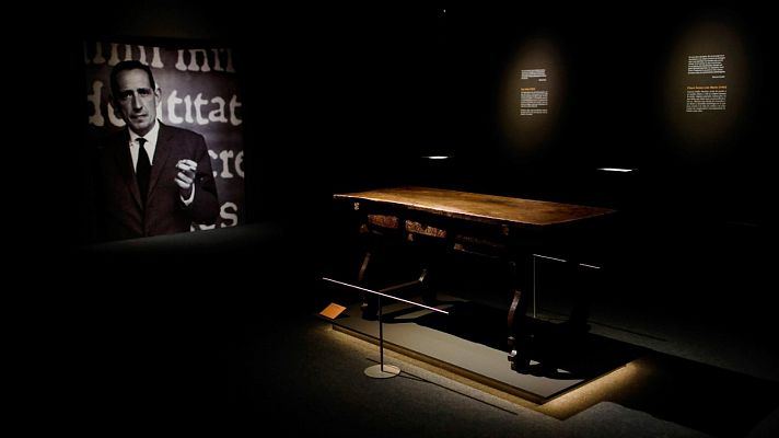 Telediario 1 - Exposición en la Biblioteca Nacional para conmemorar el centenario del nacimiento de Miguel Delibes