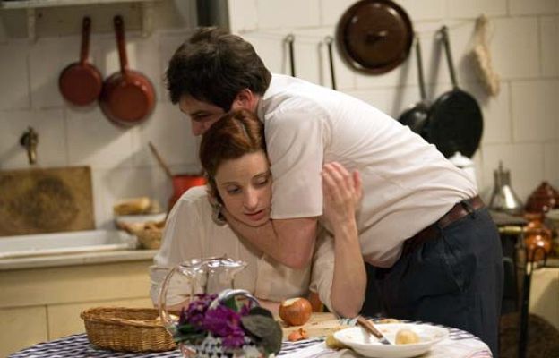 Amar en tiempos revueltos - Amar - Juan se salvará en Alemania