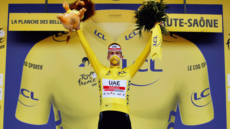 Tour 2020 | Tadej Pogacar sube al podio para llevarse hasta tres maillots (general, montaña y joven)