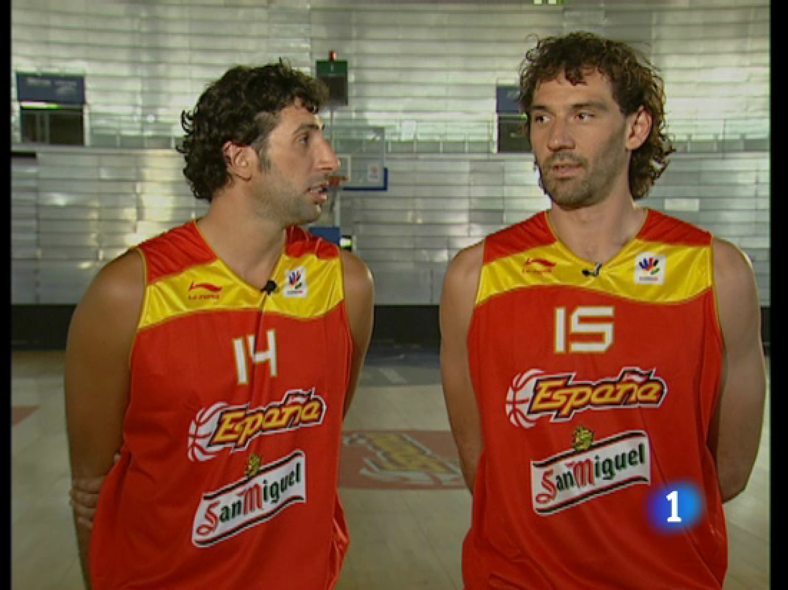 Unos actores de altura - Baloncesto en RTVE | Ver