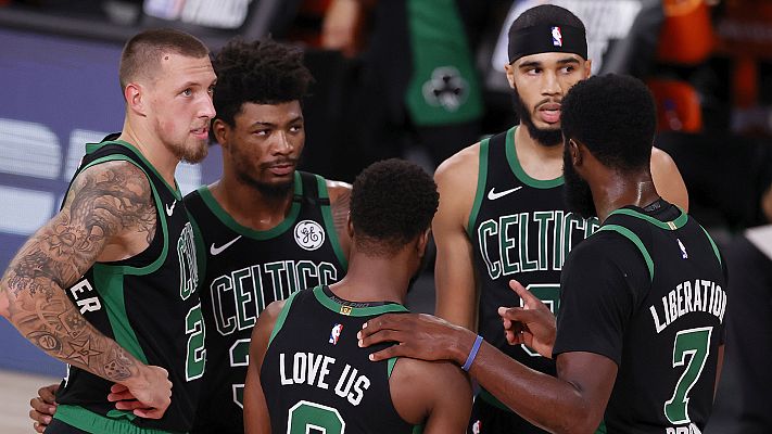 Telediario 1 - Tatum y Brown aparecen providenciales para guiar a los Celtics a su primer triunfo ante los Heat