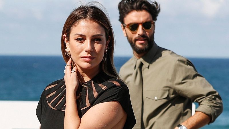 Blanca Suárez presenta la historia de amor de 'El verano que vivimos' en San Sebastián