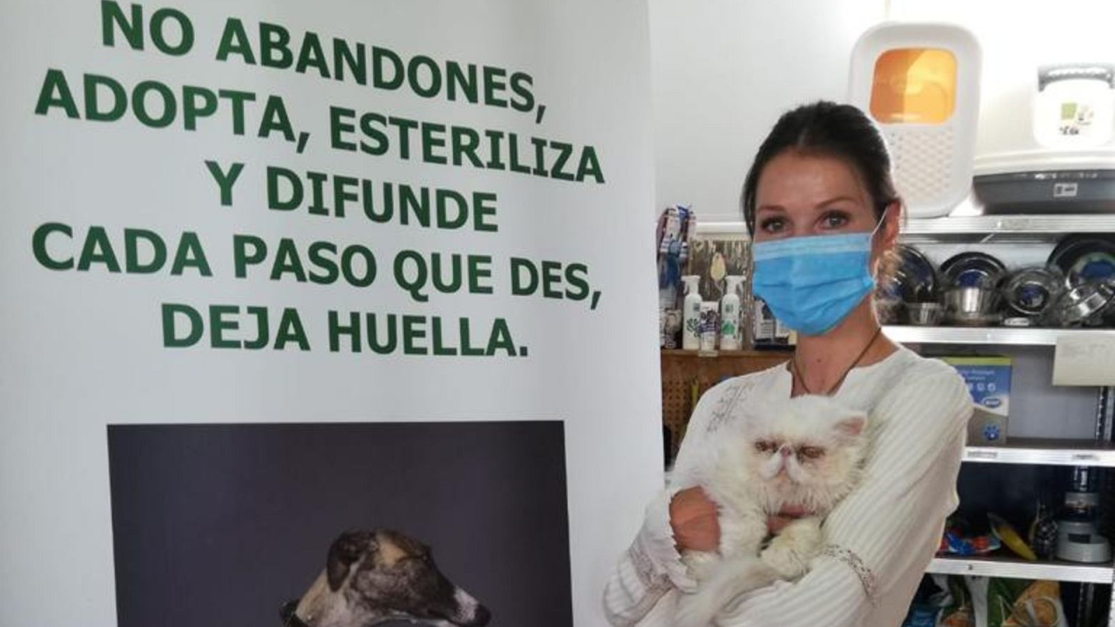 Esther Doña y su amor por los animales
