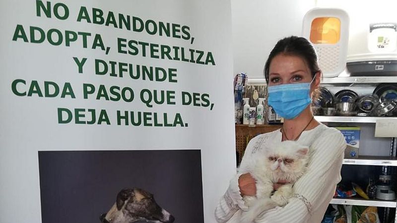 Esther Doña y su amor por los animales