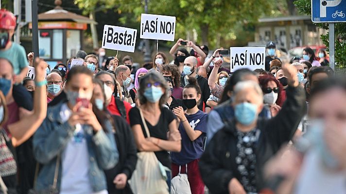 Telediario 1 - Sindicatos, asociaciones y partidos piden un plan para afrontar la pandemia en Madrid y convocan una protesta