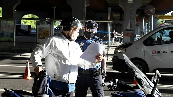 Telediario 1 - Madrid inicia los controles y las restricciones por la COVID-19 en las 37 áreas afectadas