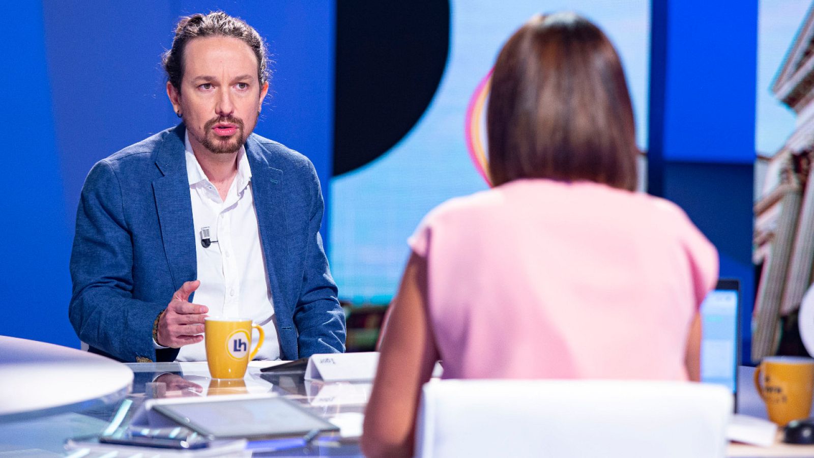 Iglesias asegura que no preguntar por la Monarquía en el CIS es "una ridiculez" - La hora de La 1 | Ver