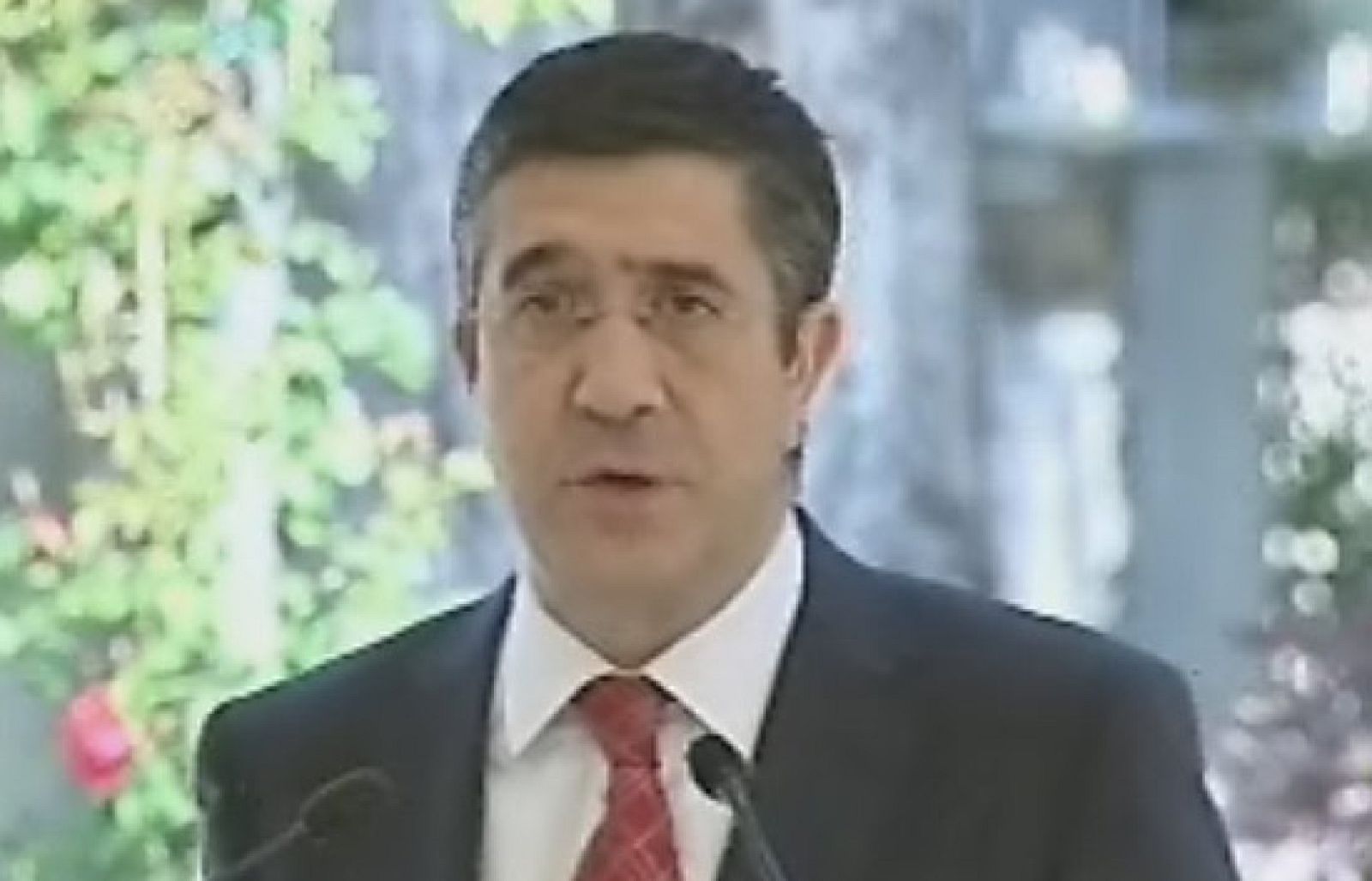 Patxi López repasa en Ajuria Enea sus primeros 100 días de Gobierno. (14.08.2009)