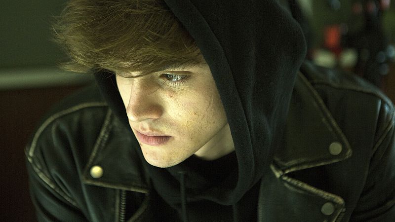 HIT - Los protagonistas de 'HIT' hablan sobre uno de los temas de la serie: la violencia