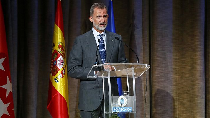 Telediario 1 - Los jueces muestran su malestar y piden al Gobierno aclarar la ausencia del rey al reparto de despachos