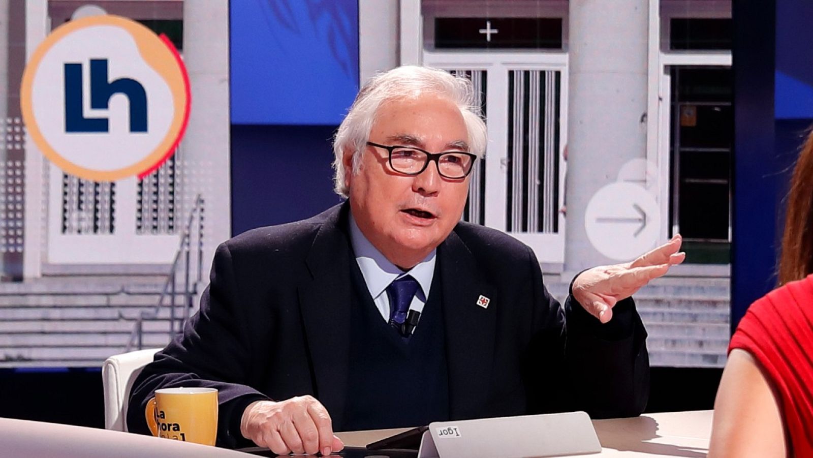 Castells: "La llamada del rey me parece improcedente"