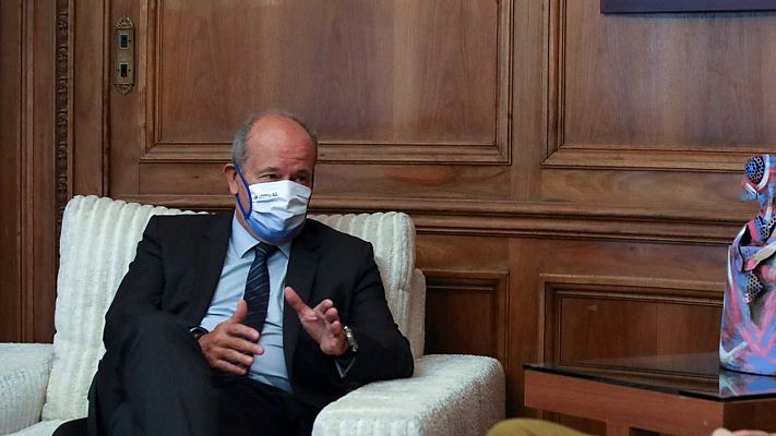 Telediario 1 - El Gobierno admite que se impidió que Felipe VI viajase a Barcelona por razones de "convivencia"