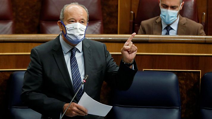 Informativo 24h - Campo afirma que la ausencia del Rey en Barcelona fue una "decisión colegiada" por la "situación delicada" en Cataluña