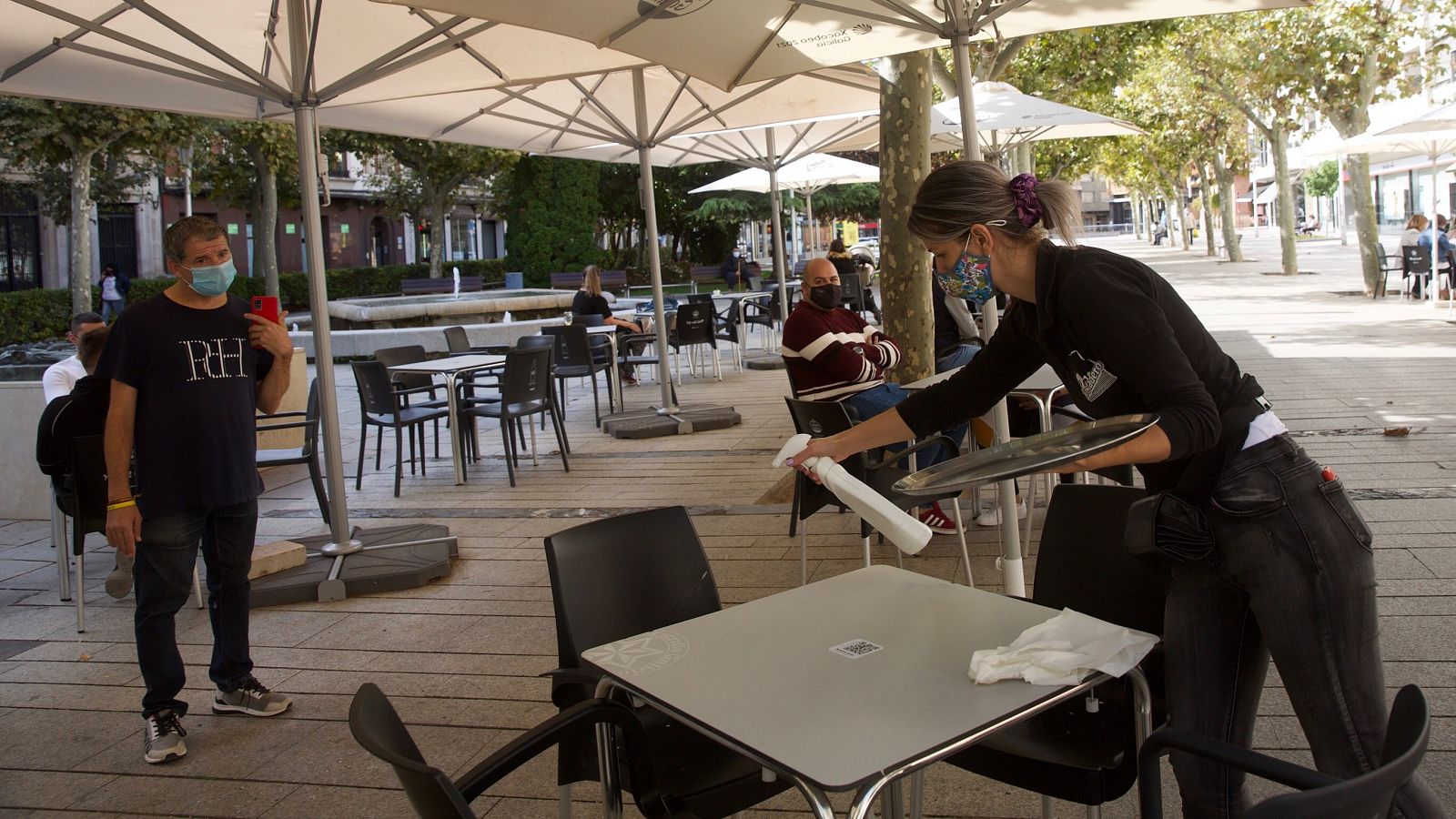 Coronavirus - Calahorra, Arnedo y Rincón de Soto comienzan una semana de restricciones - RTVE.es - Telediario 1 | Ver