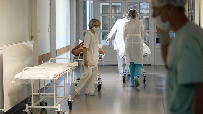 Telediario 1 - Indignación en Canadá por el maltrato a una indígena en un hospital