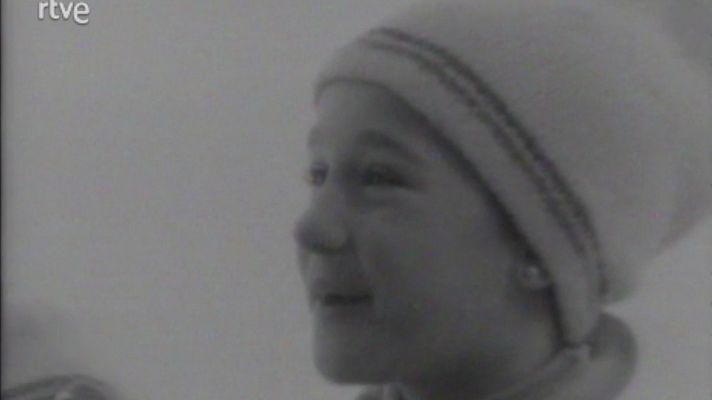 Deportes en el Archivo de RTVE - Sobre la marcha - Sección 'Fuera de banda', con Pedro Ruiz