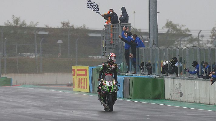  - WSBK 2020 | Las mejores imágenes de la primera carrera de la Ronda de Francia del WSBK 2020