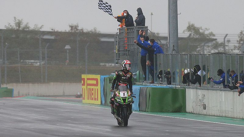 WSBK 2020 | Las mejores imgenes de la primera carrera de la Ronda de Francia del WSBK 2020