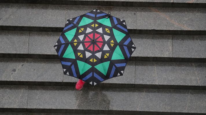 El tiempo - Continúan las intensas lluvias, los fuertes vientos y el oleaje en muchos puntos del país