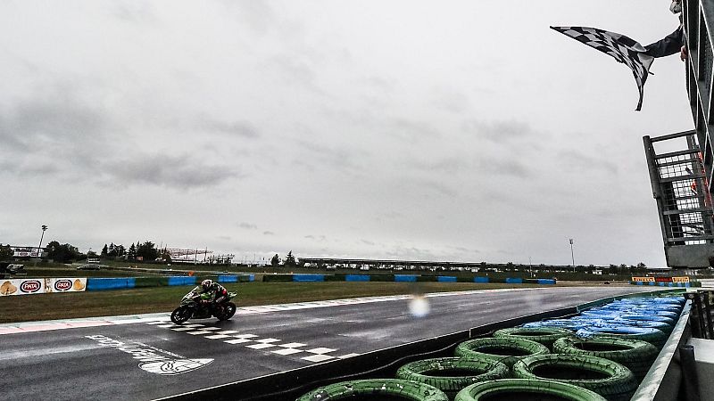 WSBK 2020 | Exhibicin de Rea en la Carrera Superpole para acercarse al ttulo