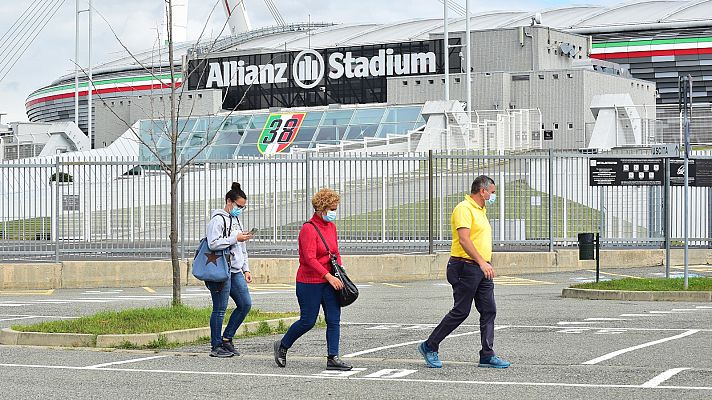 Telediario 1 - La segunda ola del coronavirus golpea al Calcio y a otras ligas