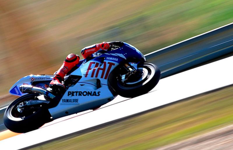 Lorenzo cae como los valientes