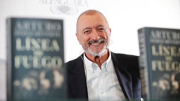 Telediario 1 - Pérez Reverte vuelve a la guerra