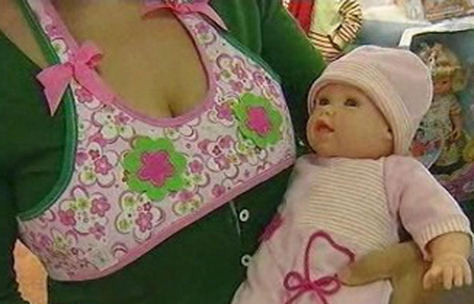 España Directo - El muñeco lactante | Ver