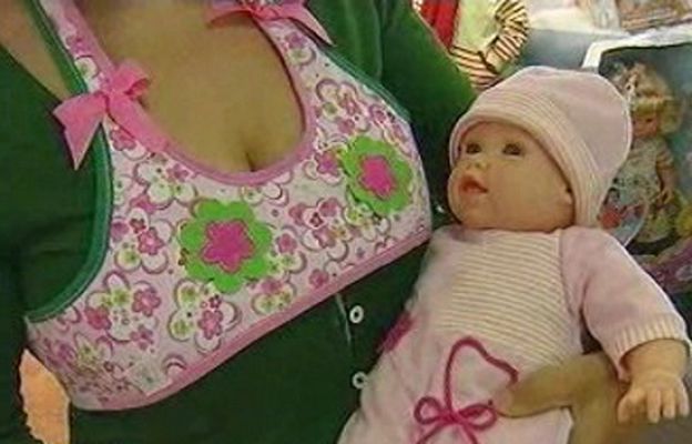 España Directo - El muñeco lactante